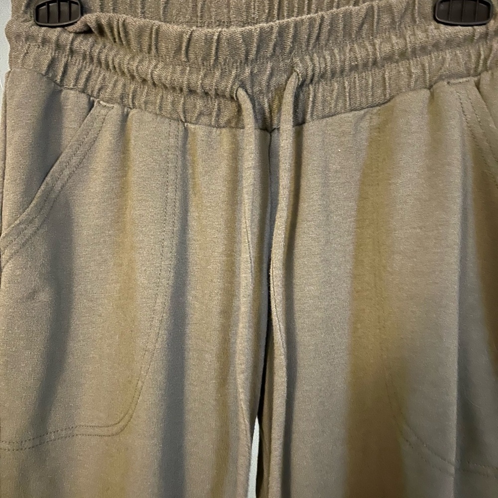 Free People Womans Olive Green Joggers - Picture 4 of 4
